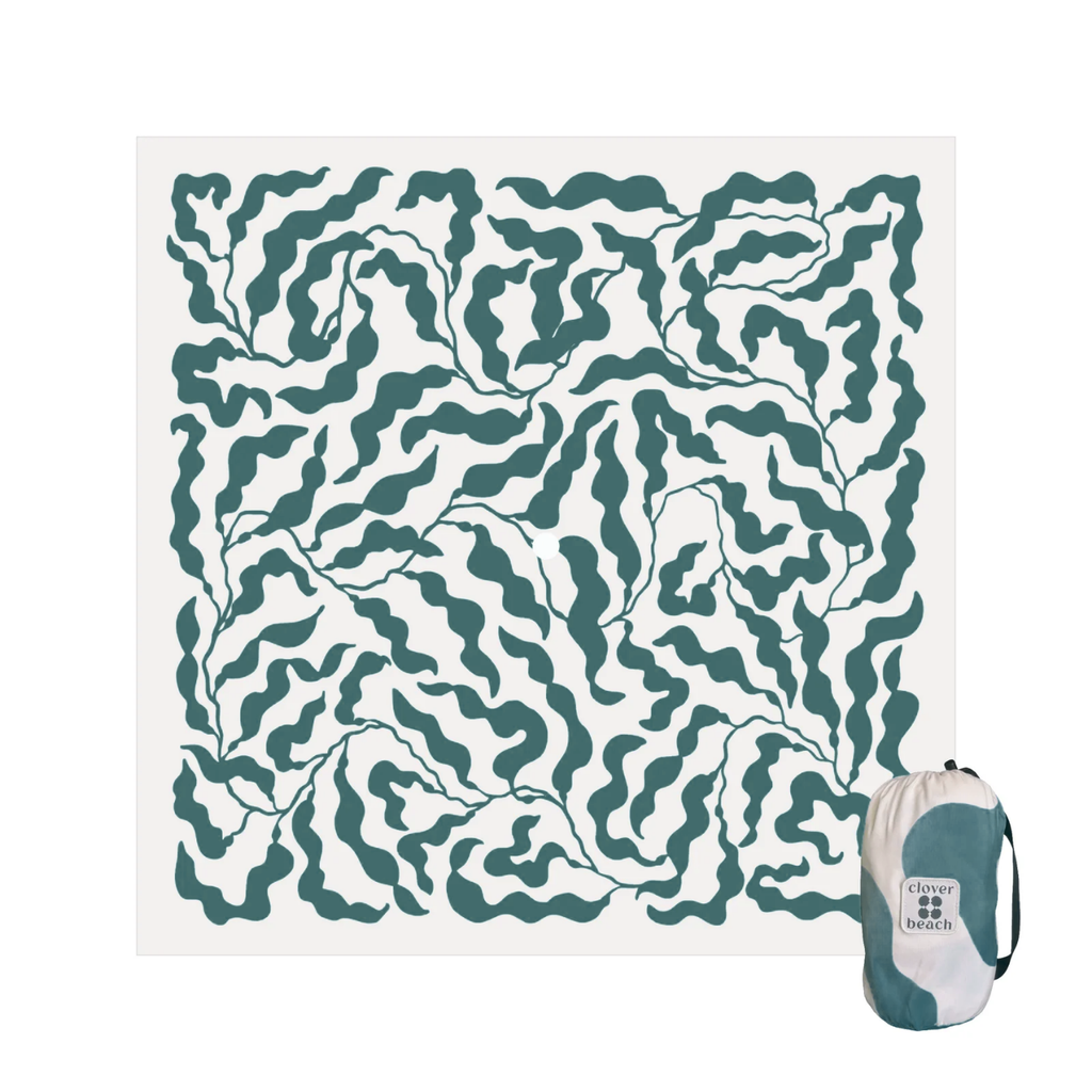 Sundayz Beach Mat in Lagoon – turquoise oversized beach mat on South African sand